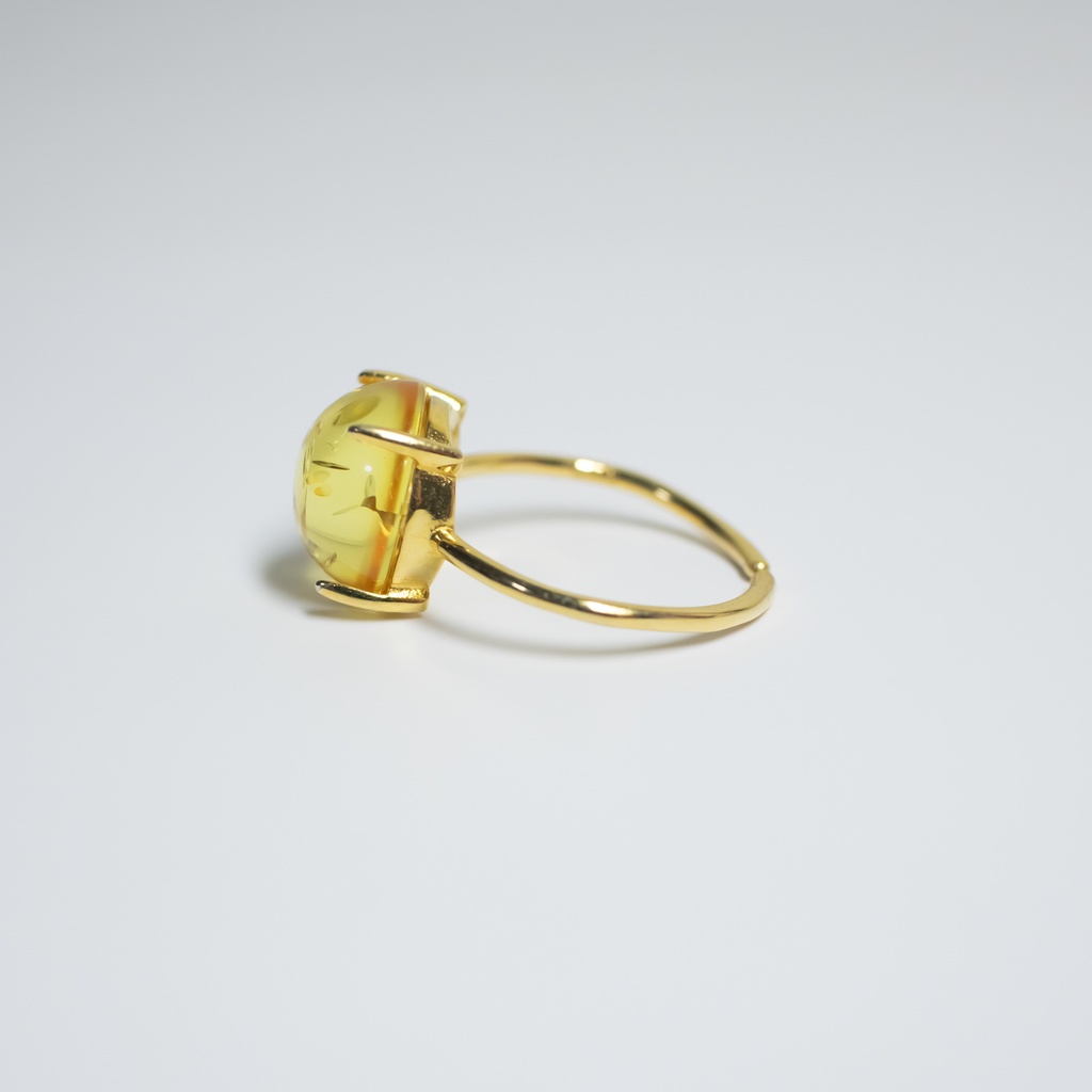 天然石 クラック入りイエローカラーアンバー (琥珀) のリング【フリーサイズ】