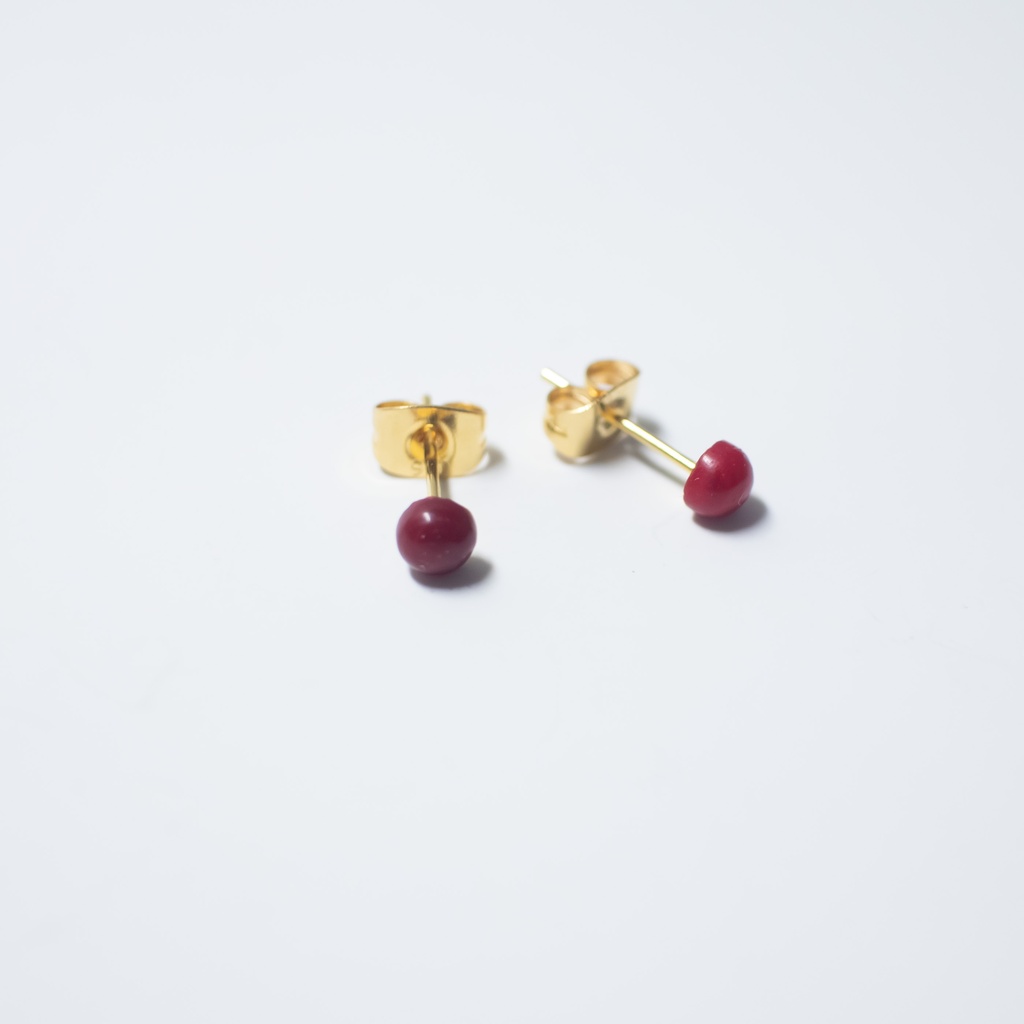 推し色★推し誕生石(3月)★ 天然石 赤珊瑚 レッドコーラルの小粒ピアス【サージカルステンレス 金属アレルギー対応】