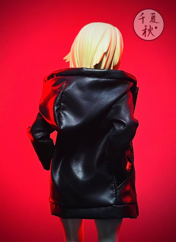 1/12 パーカー レザー風