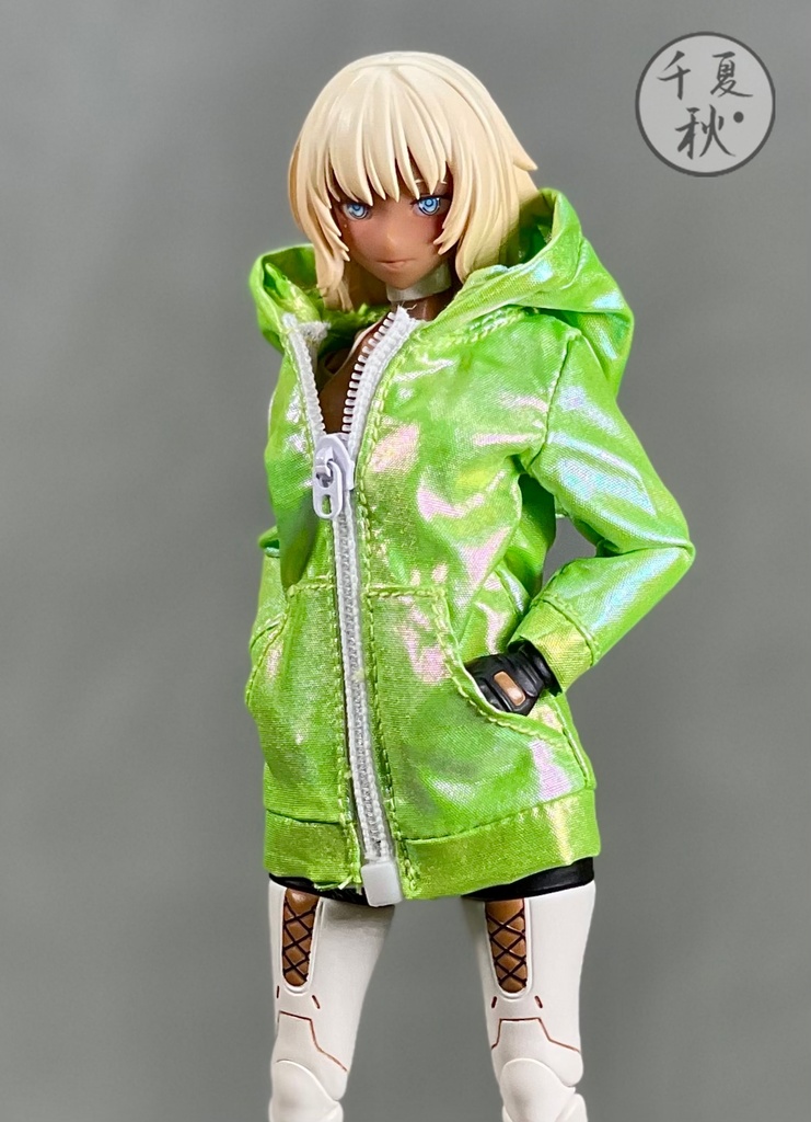 1/12 パーカー レザー風