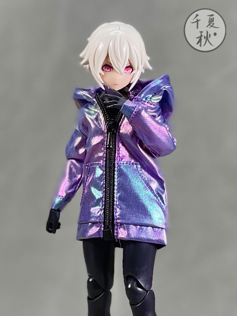 1/12 パーカー レザー風