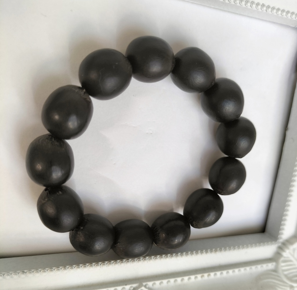 天然素材ムクロジのブレスレット