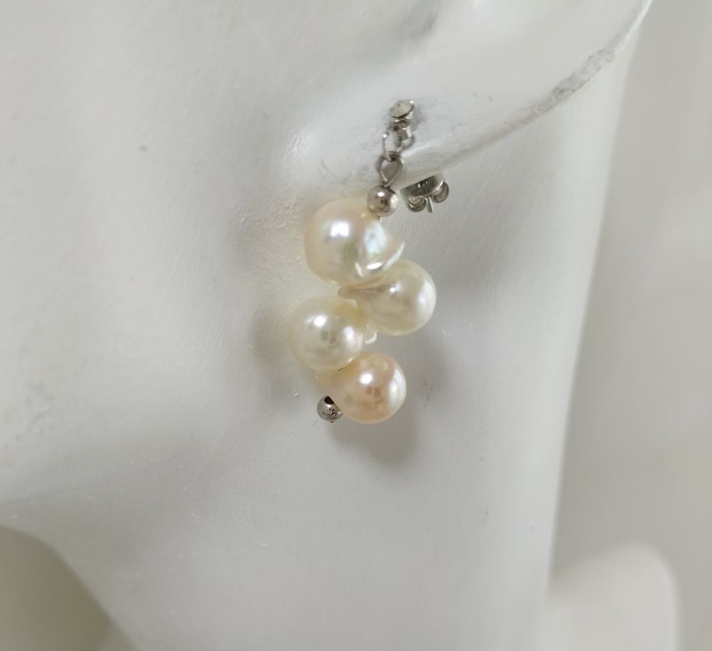 あこや真珠(日本産)クレオパトラ珠のピアス