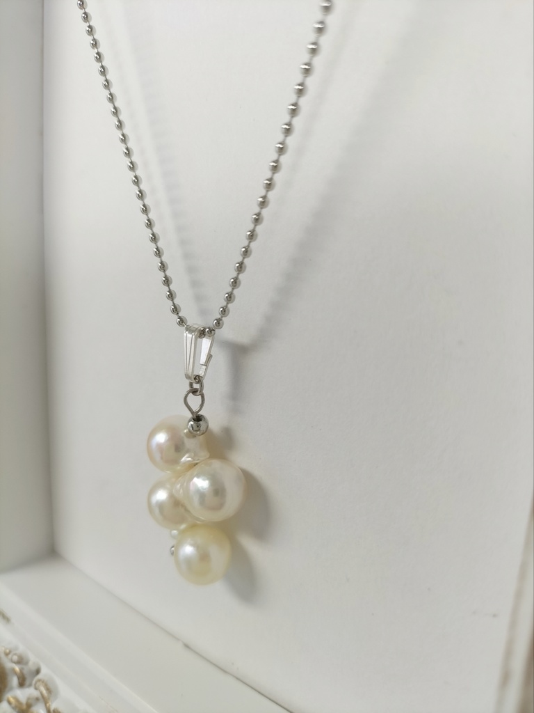 あこや真珠(日本産)のクレオパトラ珠のネックレス