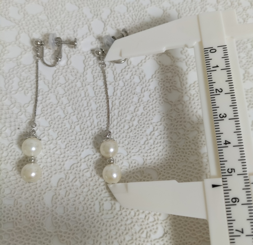 あこや真珠(日本産)のネジバネ式イヤリング