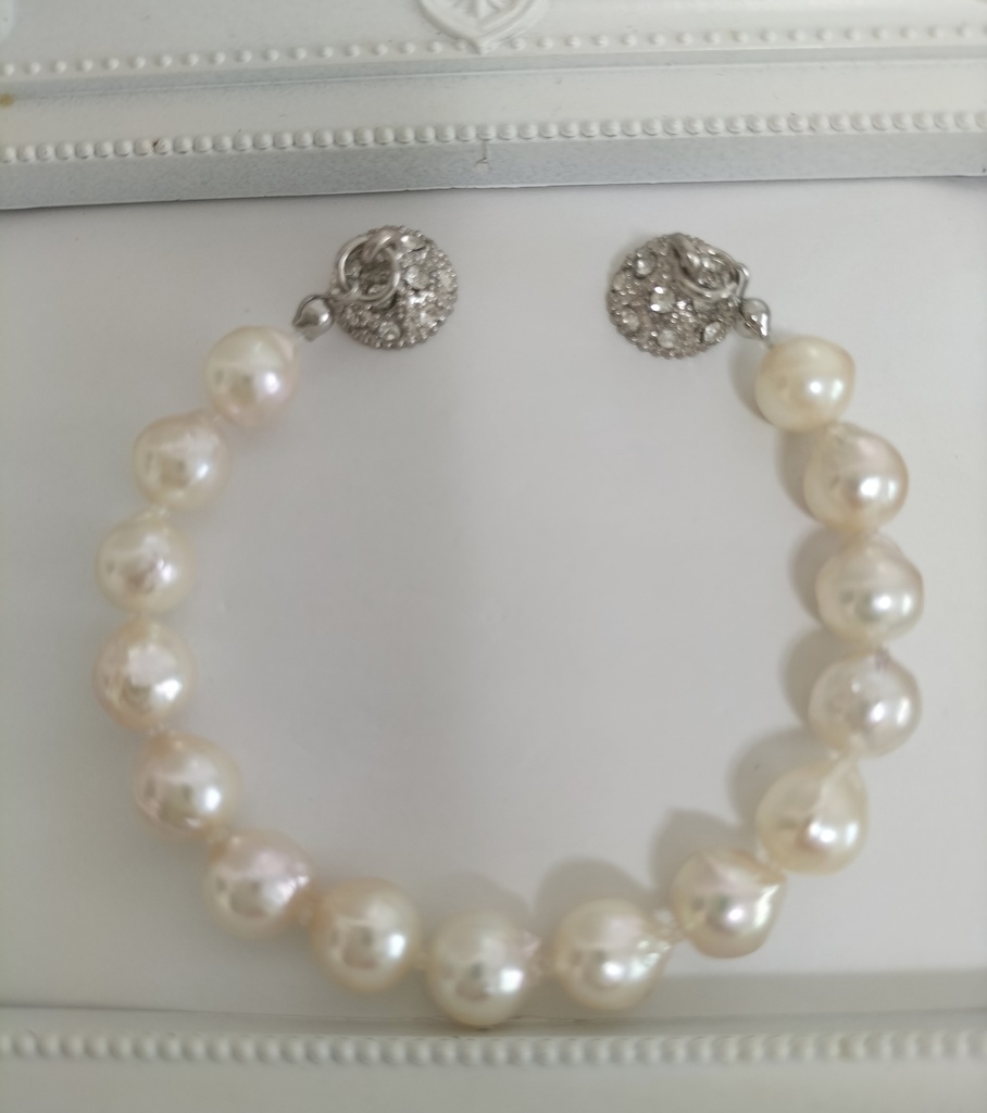 あこや真珠(日本産)のマグネット式ブレスレット