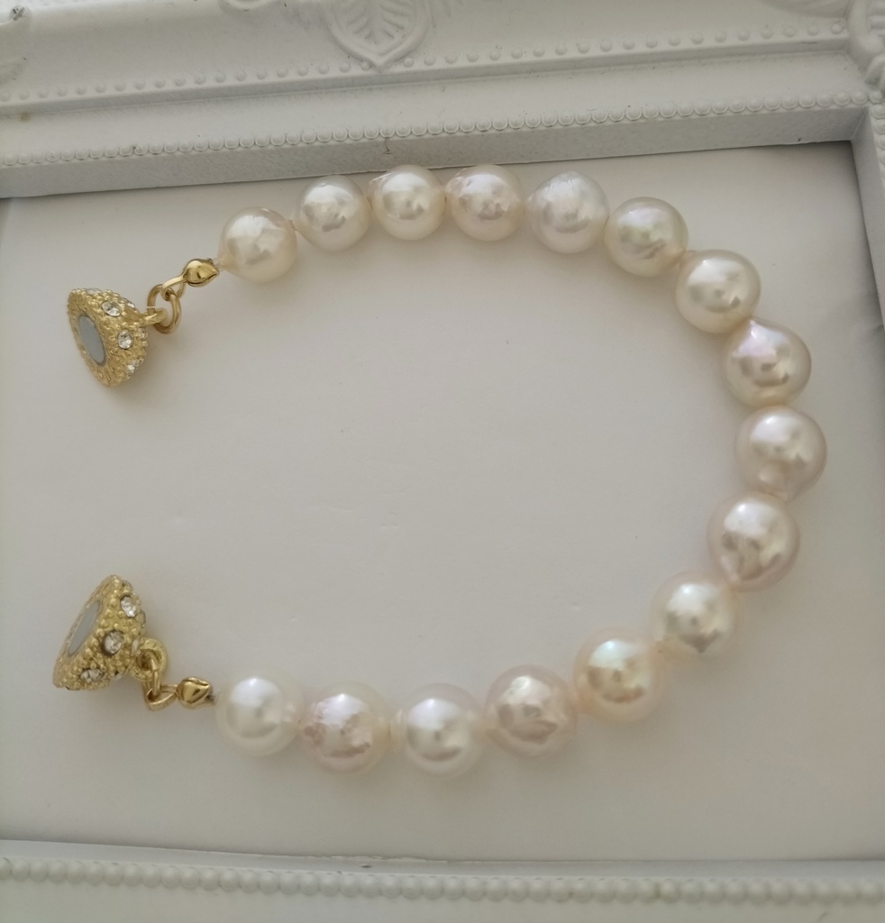 あこや真珠のマグネット式ブレスレット