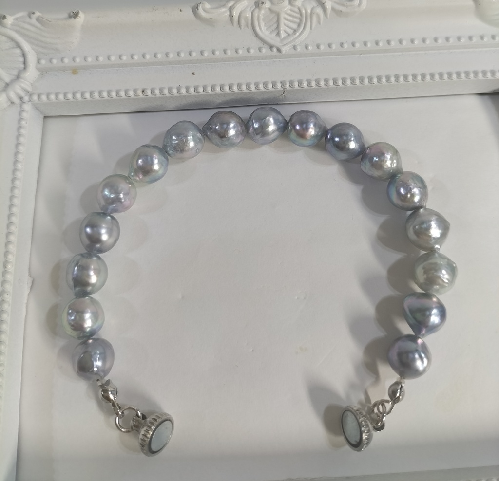 あこや真珠(日本産)のナチュラルグレーカラー珠のマグネット式ブレスレット