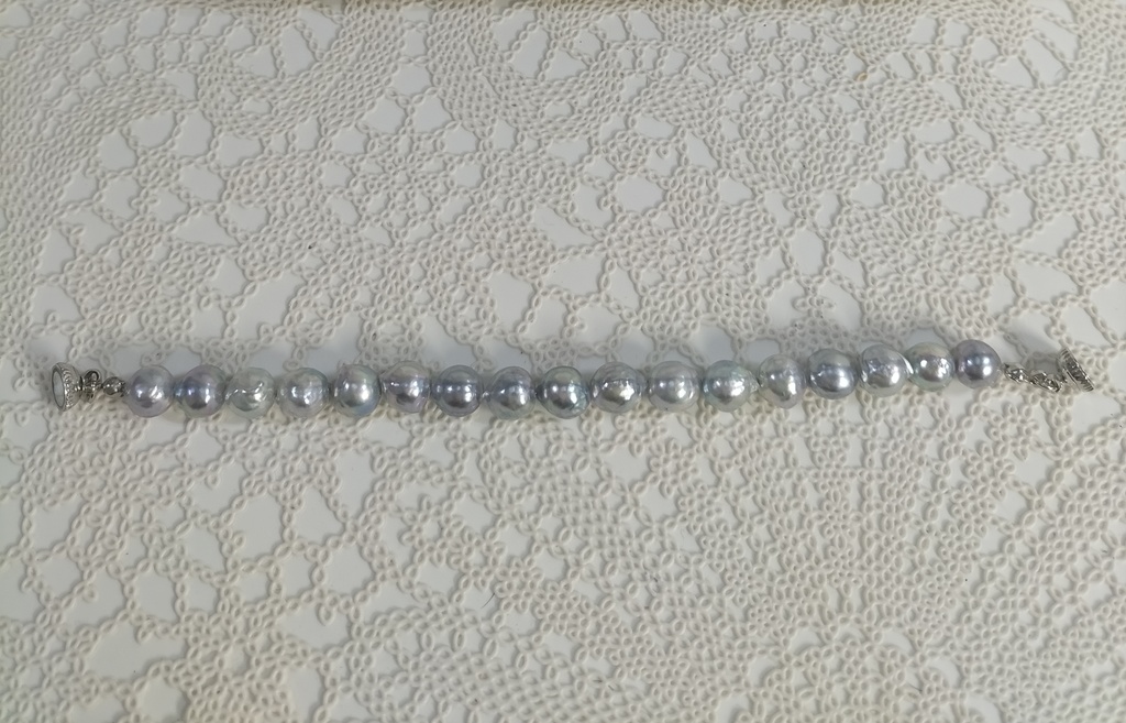 あこや真珠(日本産)のナチュラルグレーカラー珠のマグネット式ブレスレット