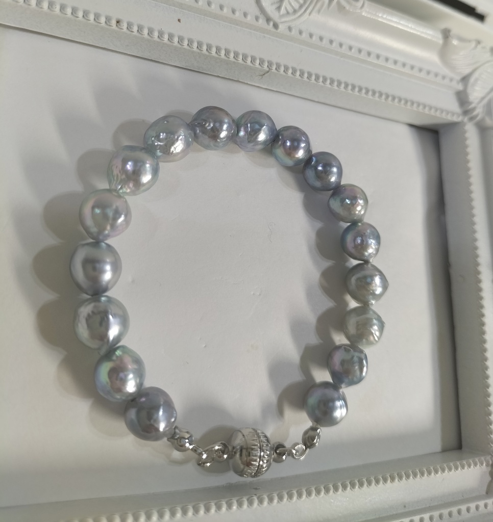 あこや真珠(日本産)のナチュラルグレーカラー珠のマグネット式ブレスレット