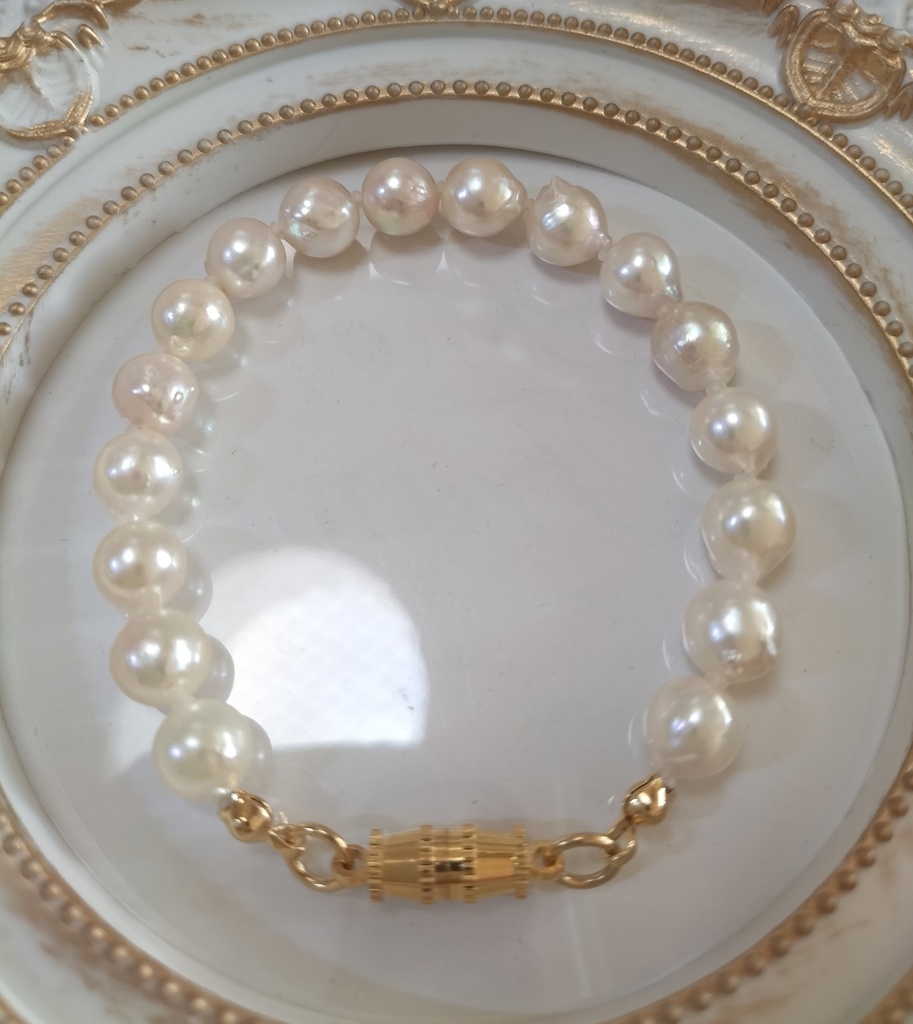 あこや真珠(日本産)のマグネット式ブレスレット