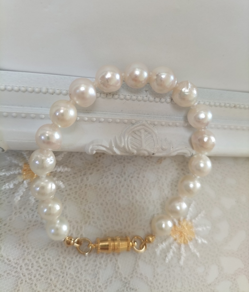 あこや真珠(日本産)のマグネット式ブレスレット