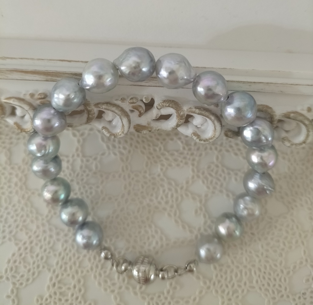 あこや真珠(日本産)のブレスレット