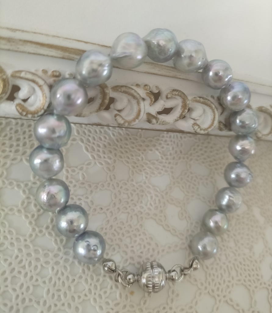 あこや真珠(日本産)のブレスレット