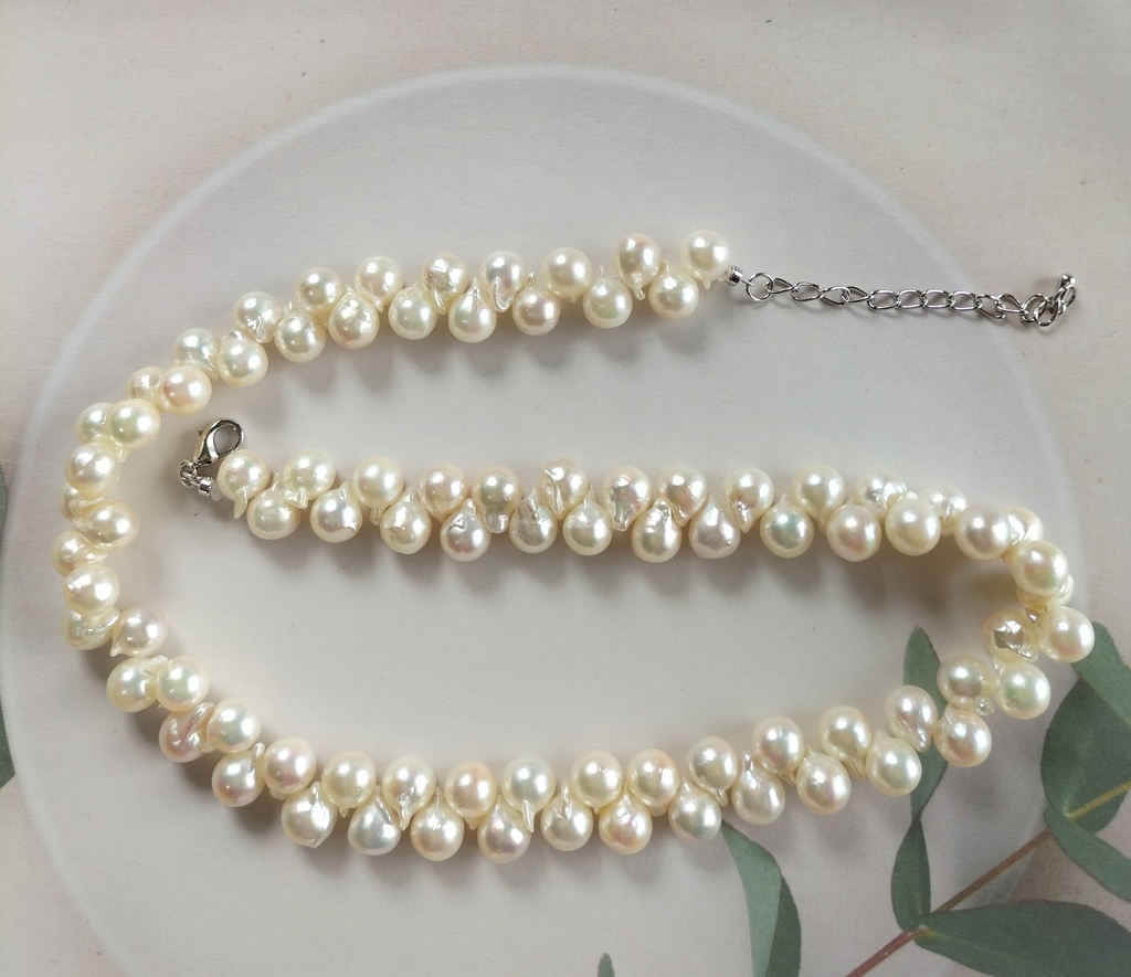 日本産あこや真珠、クレオパトラ珠のネックレス