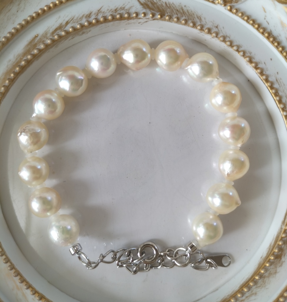 あこや真珠(日本産)のブレスレット