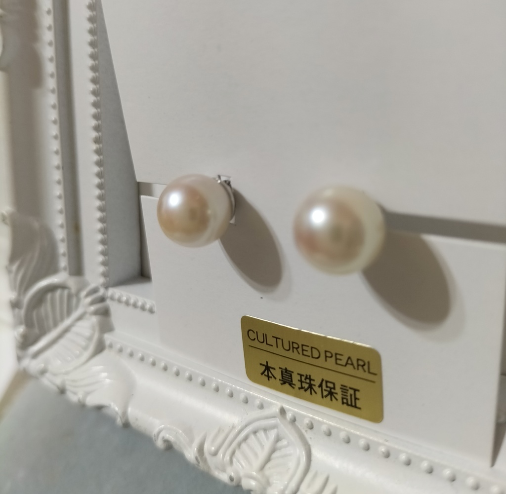 あこや真珠(日本産)のピアス