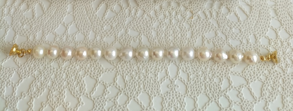 あこや真珠(日本産)のマグネット式ブレスレット