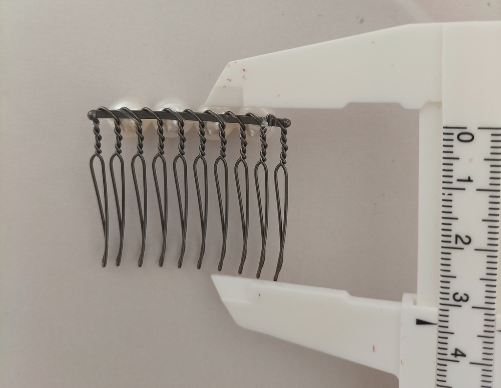 あこや本真珠(日本産)のヘアコーム10本足バロック型