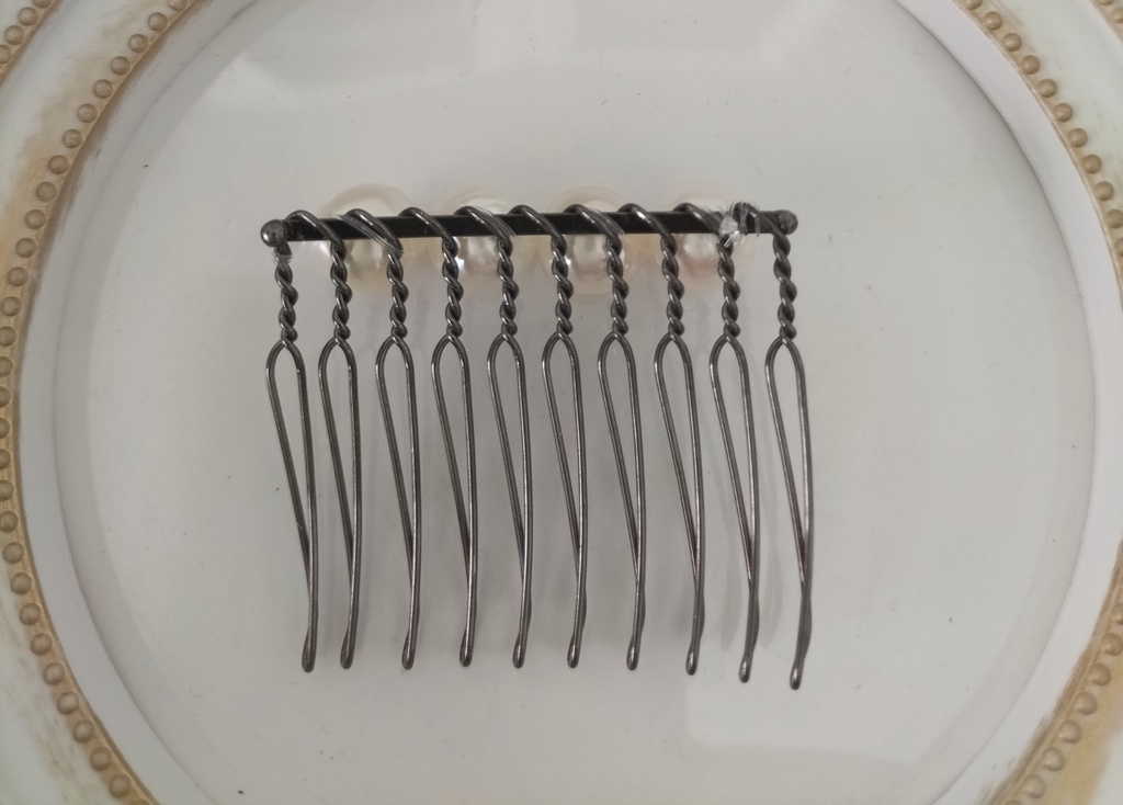 あこや本真珠(日本産)のヘアコーム10本足バロック型