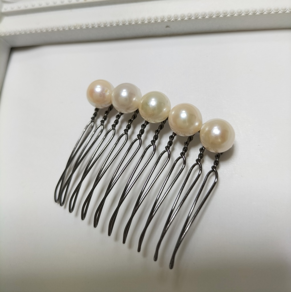 日本産あこや本真珠のヘアコーム 10本足