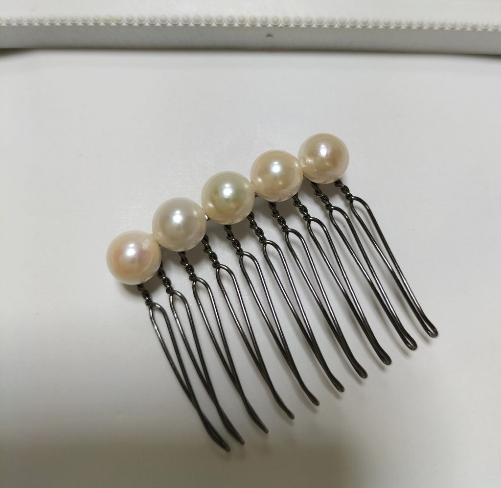 日本産あこや本真珠のヘアコーム 10本足
