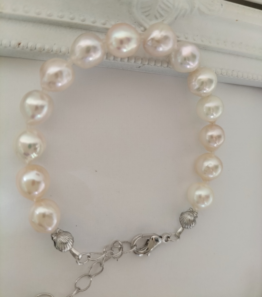 日本産あこや本真珠のブレスレット