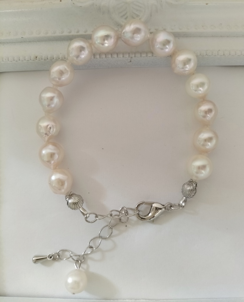 日本産あこや本真珠のブレスレット