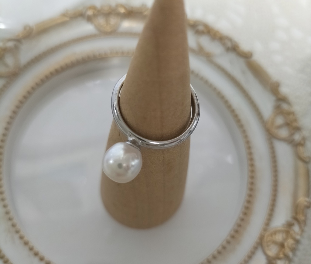 あこや本真珠(日本産)の指輪 フリーサイズ