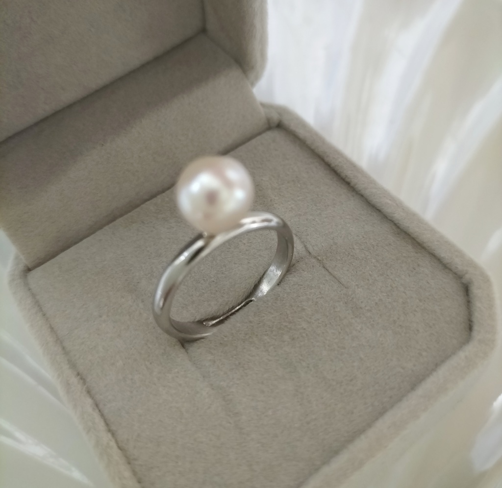 あこや本真珠(日本産)の指輪 フリーサイズ