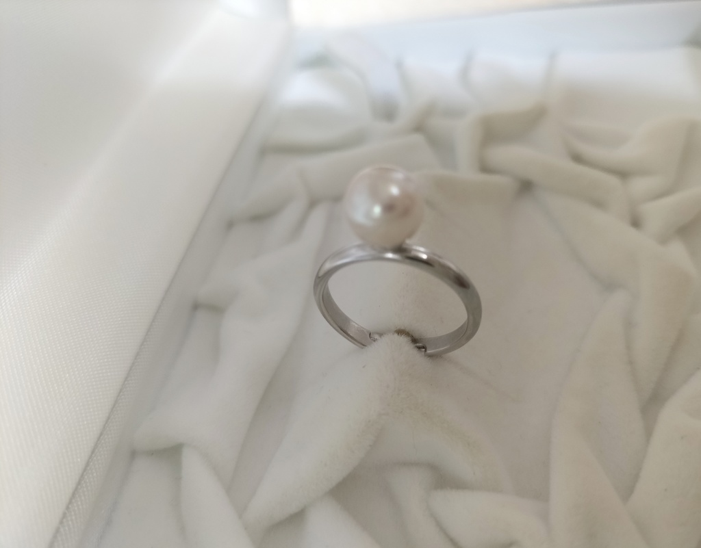 あこや本真珠(日本産)の指輪 フリーサイズ