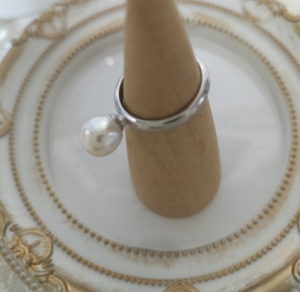 あこや本真珠(日本産)の指輪 フリーサイズ