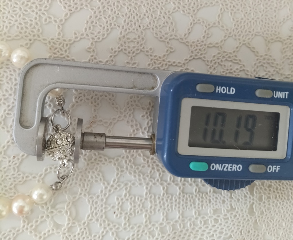 あこや本真珠(日本産)のマグネット式ブレスレット 内径、約14cm