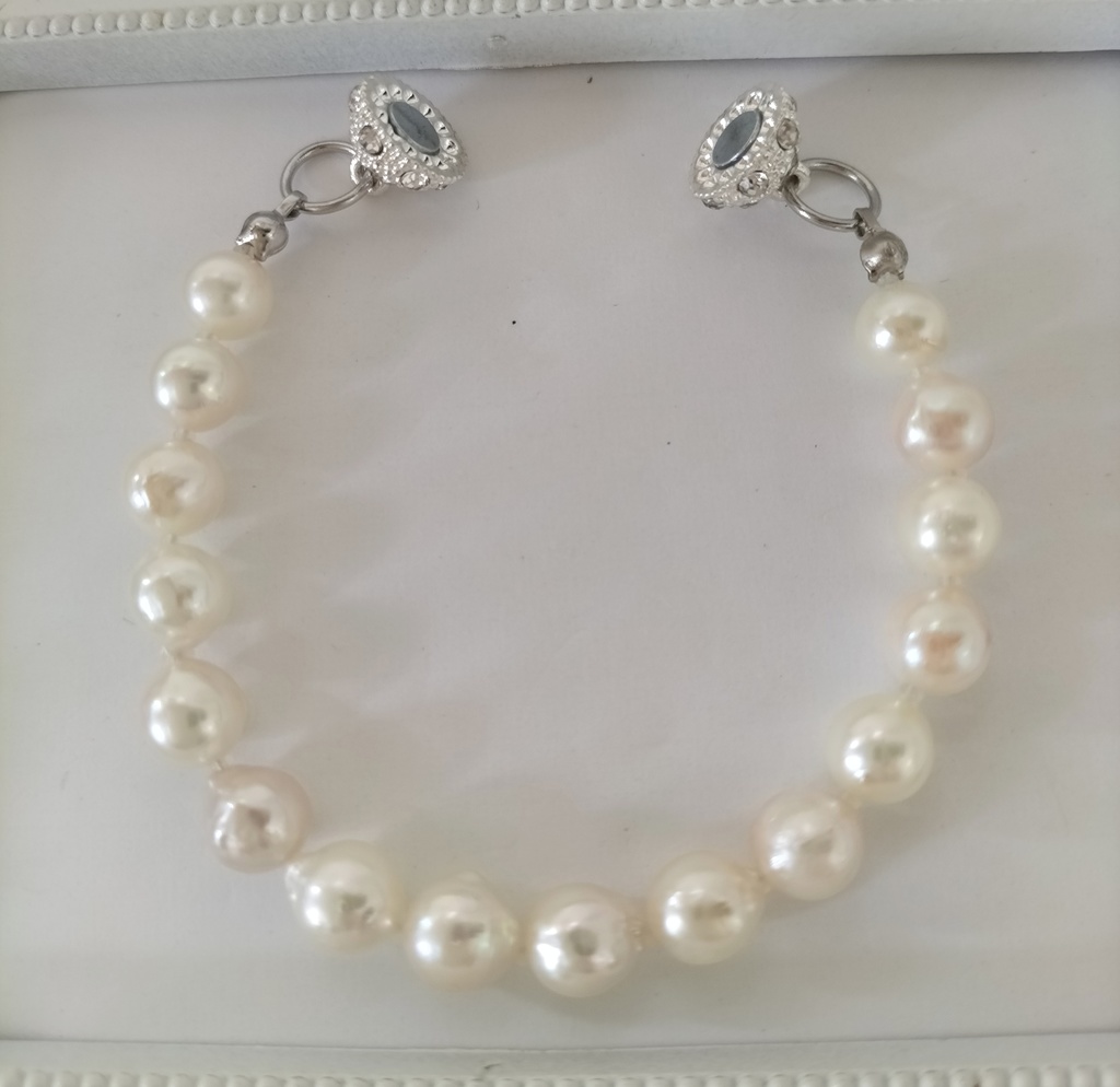 あこや本真珠(日本産)のマグネット式ブレスレット 内径、約14cm