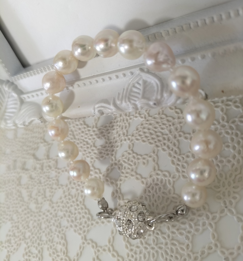 あこや本真珠(日本産)のマグネット式ブレスレット 内径、約14cm