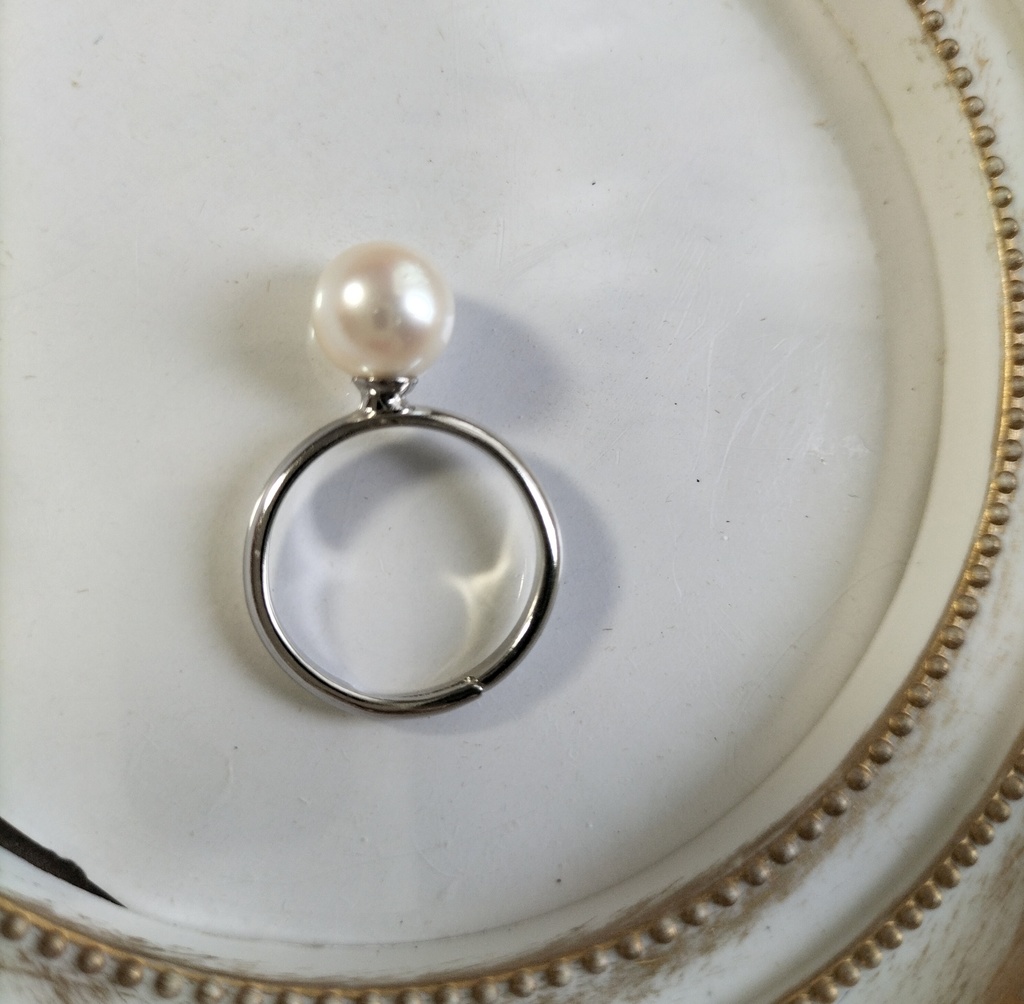 日本産あこや本真珠のリング(約10〜17号)