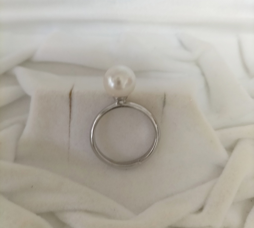 日本産あこや本真珠のリング(約10〜17号)