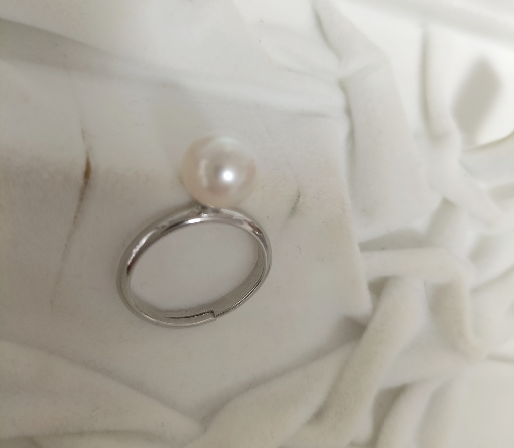 日本産あこや本真珠のリング(約10〜17号)