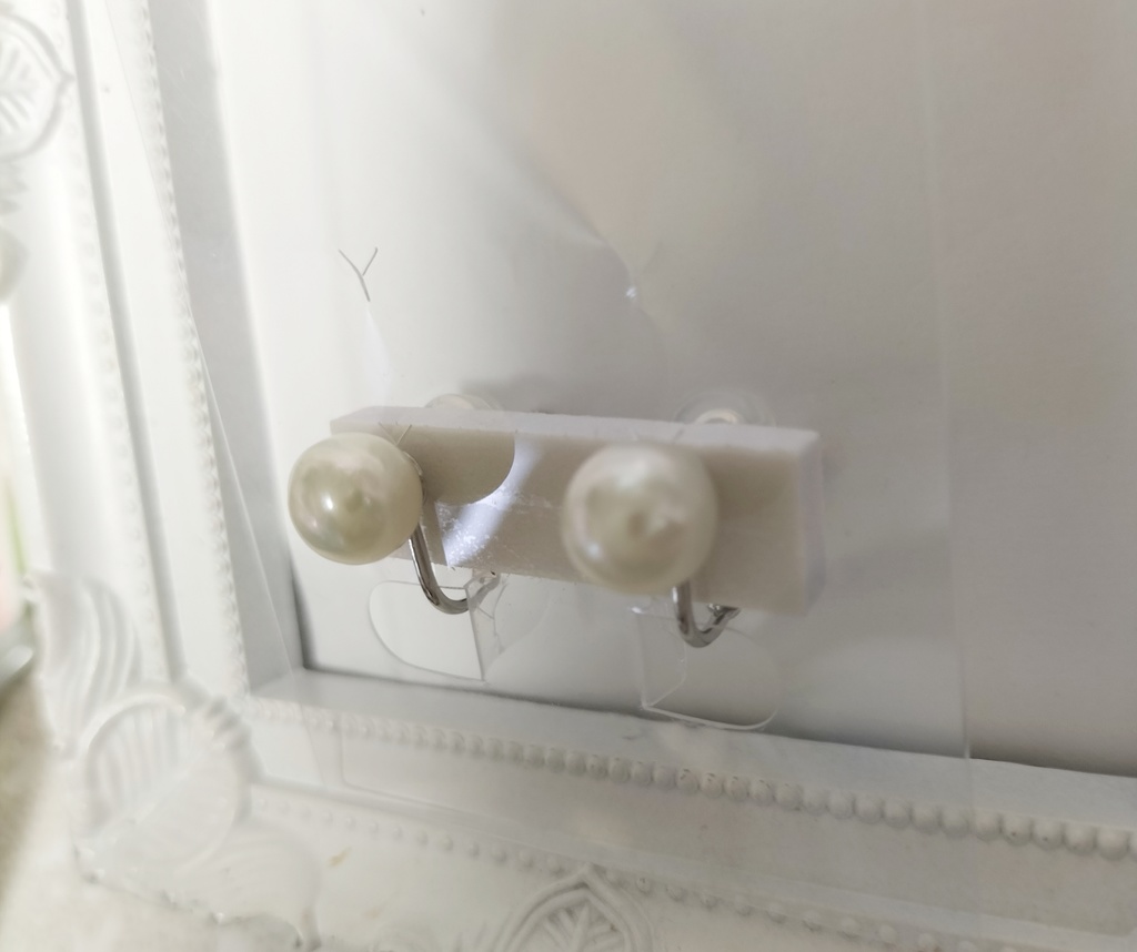 日本産あこや本真珠(宇和島産)のネジバネ式イヤリング