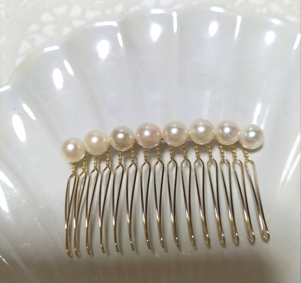 日本産あこや本真珠(宇和島産)のヘアコーム(15本足)