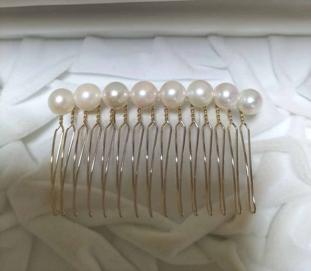 日本産あこや本真珠(宇和島産)のヘアコーム(15本足)
