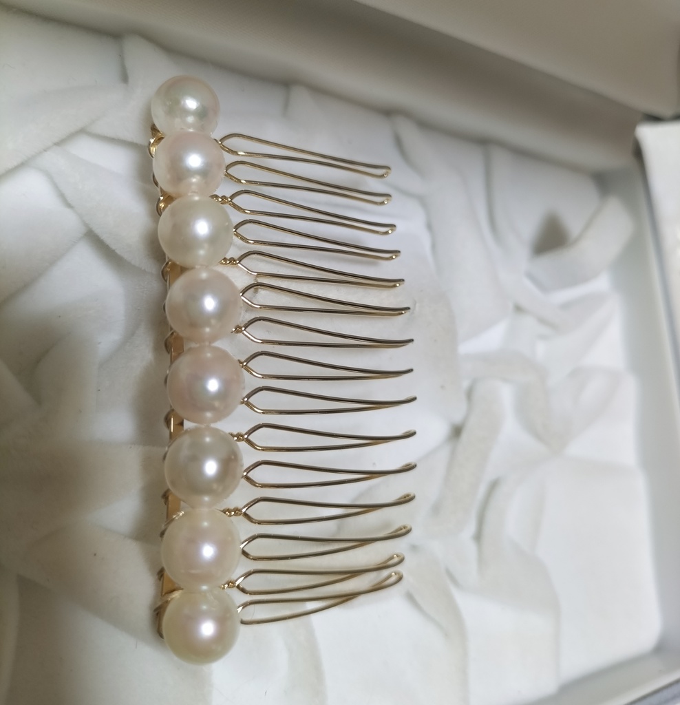 日本産あこや本真珠(宇和島産)のヘアコーム(15本足)