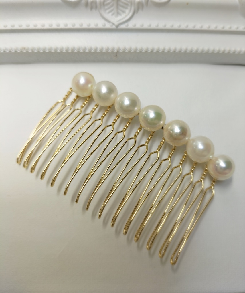 日本産あこや本真珠(宇和島産)のヘアコーム(15本足)