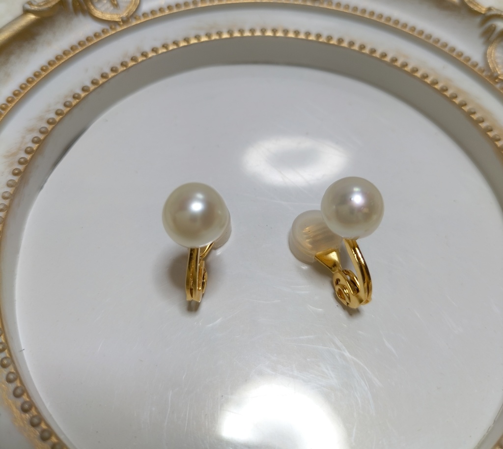 日本産あこや本真珠(宇和島産)の調節可能なクリップ式イヤリング