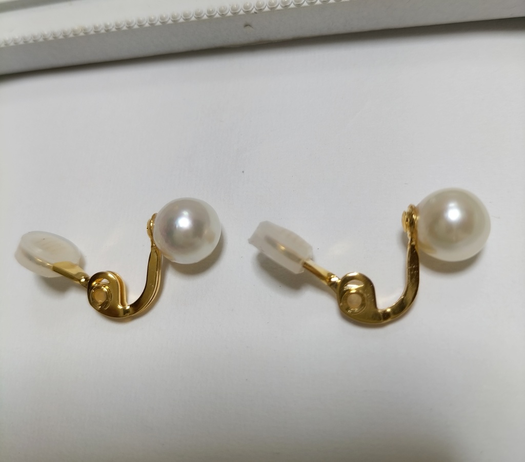 日本産あこや本真珠(宇和島産)の調節可能なクリップ式イヤリング