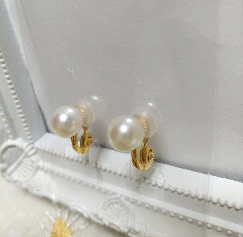 日本産あこや本真珠(宇和島産)の調節可能なクリップ式イヤリング