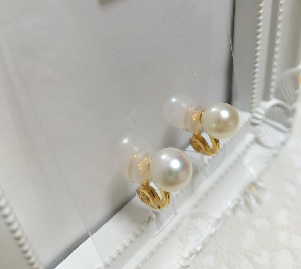 日本産あこや本真珠(宇和島産)の調節可能なクリップ式イヤリング