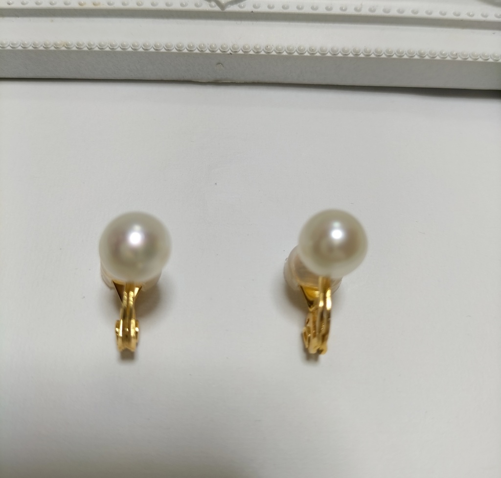 日本産あこや本真珠(宇和島産)の調節可能なクリップ式イヤリング
