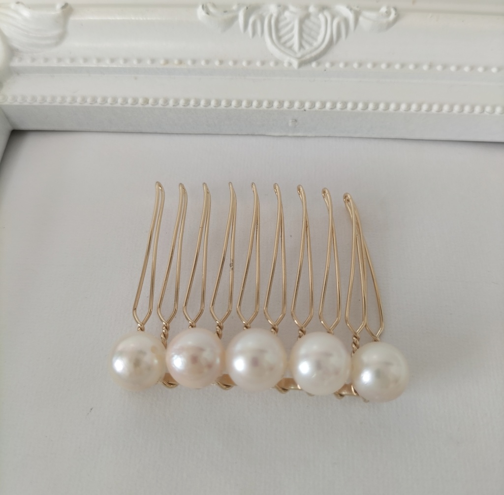 日本産あこや本真珠(宇和島産)のヘアコーム10本足