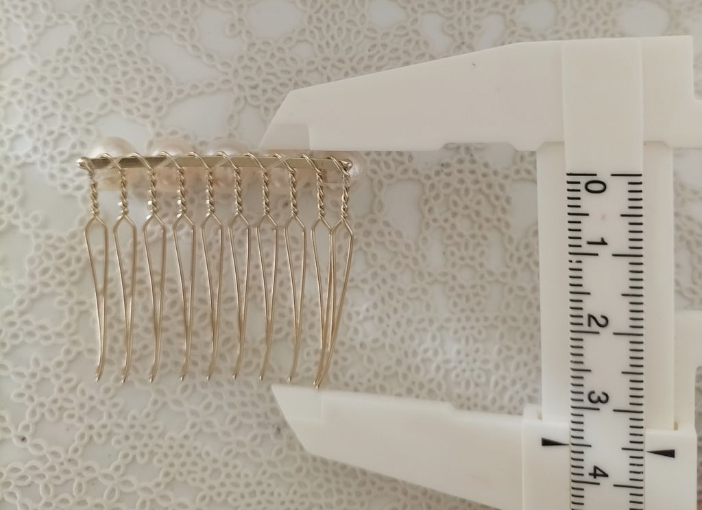 日本産あこや本真珠(宇和島産)のヘアコーム10本足